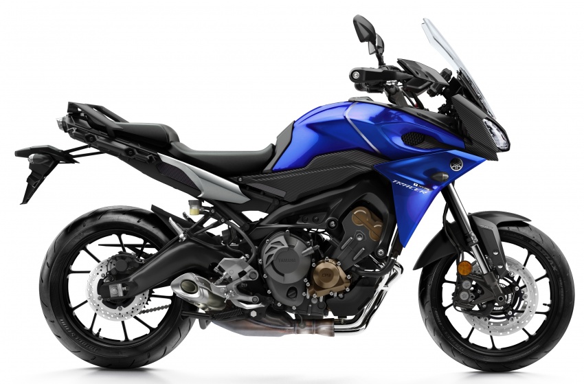 2017 Yamaha motorcycles get new colour schemes 556095