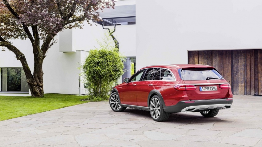 X213 Mercedes-Benz E-Class All-Terrain arrives, set to take on Audi A6 Allroad and Volvo V90 Cross Country 551310