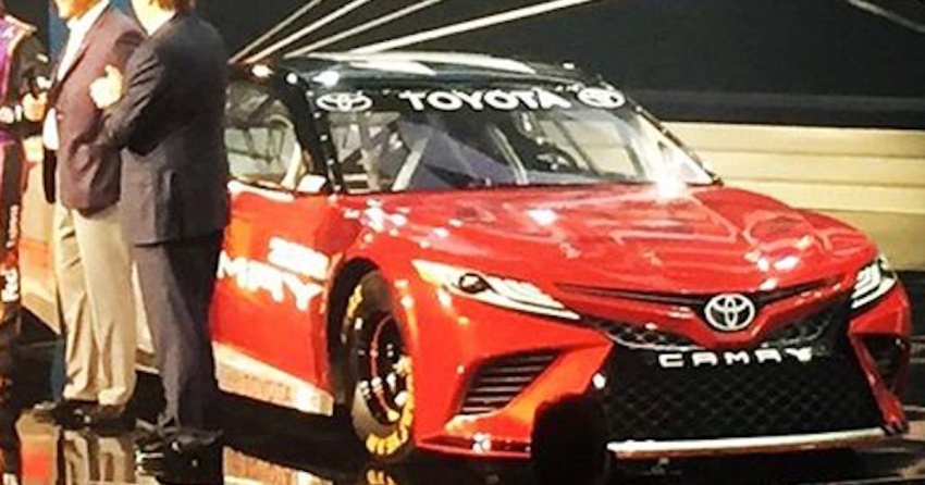 2018 Toyota Camry – next-gen to get aggressive face 548102