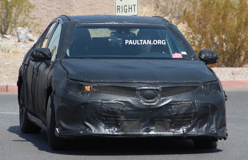 SPYSHOTS: 2018 Toyota Camry in the Death Valley 547605
