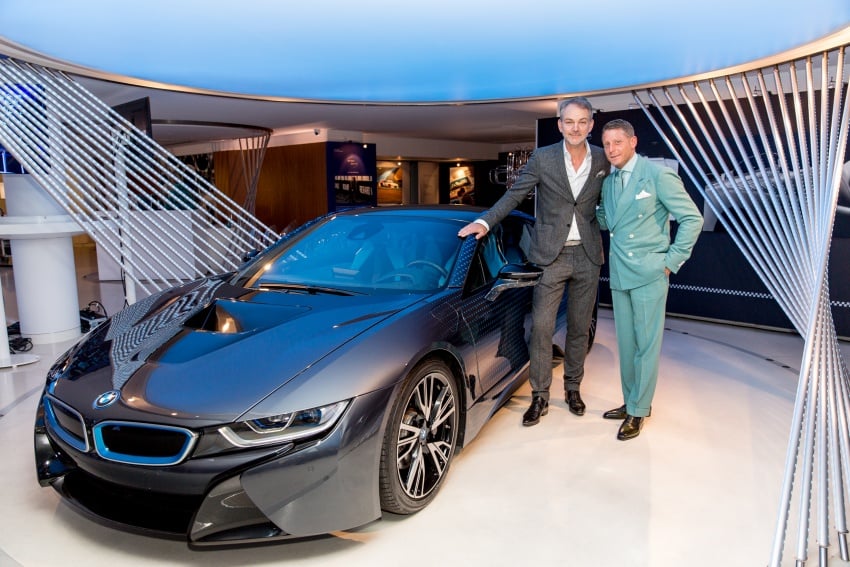 BMW i8 and i3 CrossFade concepts debut in Paris 557536