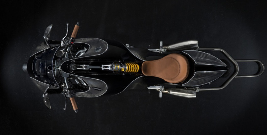‘Gentleman’s Racer’ diperbuat daripada gentian karbon; enjin Aprilia RSV4 dengan kuasa lebih 200hp 545906