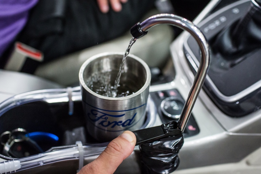 Ford employee invents On-The-Go H2O – turns condensation from air-con system into drinking water 552255