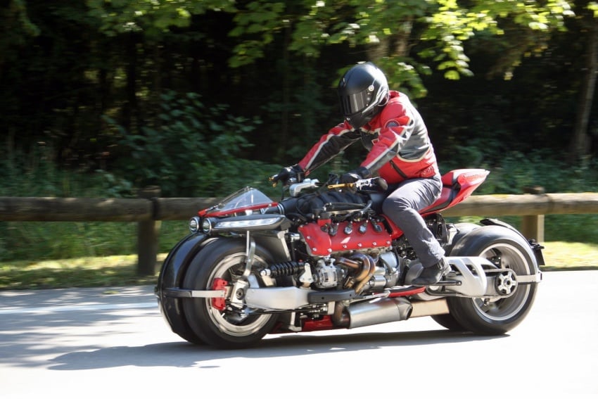 VIDEO: Lazareth LM 847 motosikal guna enjin V8 Maserati; terbukti berfungsi dengan 470hp dan 611Nm 548756