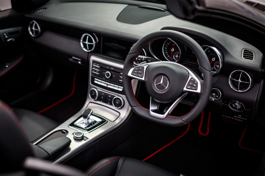 Mercedes-Benz SLC Roadster dilancar dalam dua varian – SLC 200 RM398,888 dan SLC 300 RM468,888 556348