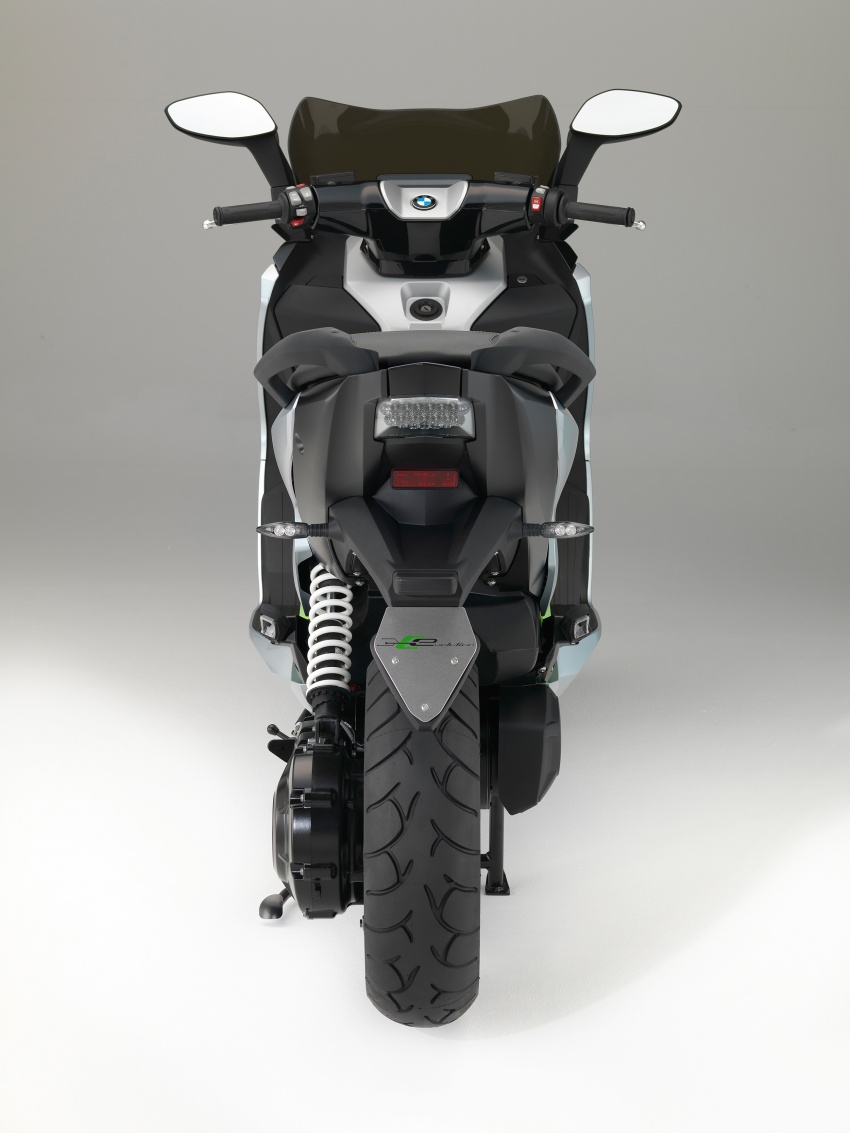 BMW C evolution e-scooter: up to 26 hp, 160 km range 548174