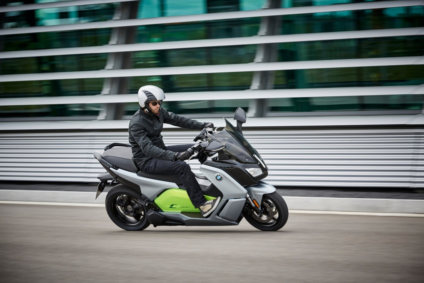 BMW C evolution e-scooter: up to 26 hp, 160 km range 548122