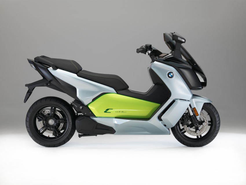 BMW C evolution e-scooter: up to 26 hp, 160 km range 548136