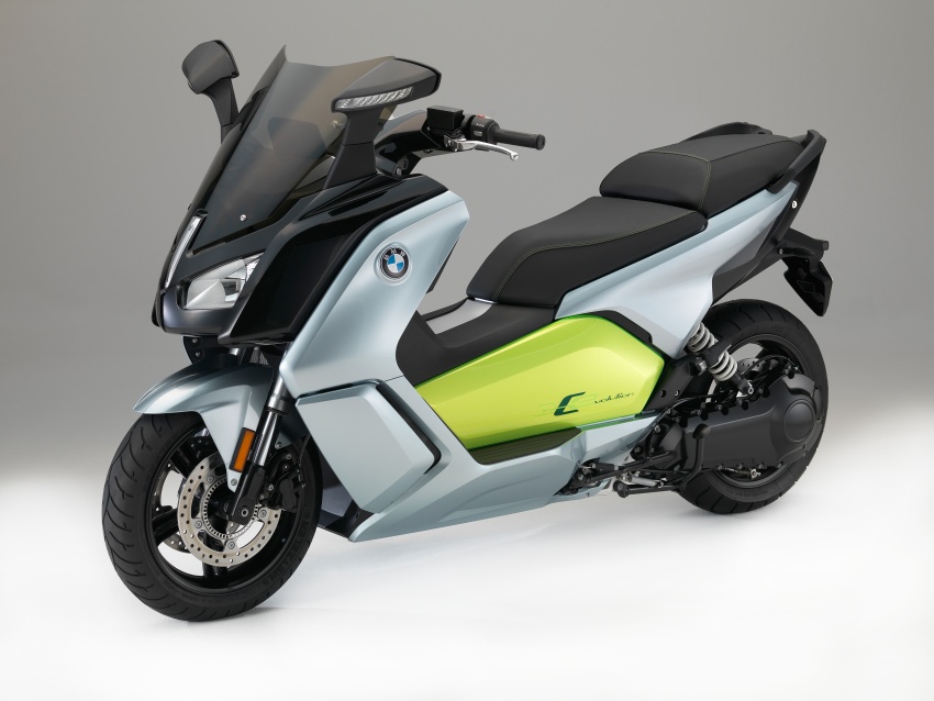 BMW C evolution e-scooter: up to 26 hp, 160 km range 548128