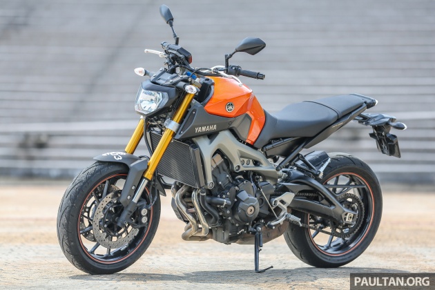 REVIEW 2015 Yamaha MT09  more is always better  paultanorg