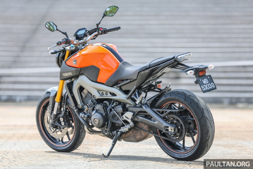 REVIEW: 2015 Yamaha MT-09 – more is always better? 557602