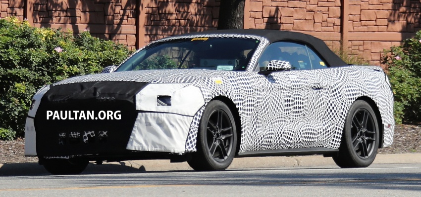 SPIED: 2018 Ford Mustang Convertible facelift sighted 561269