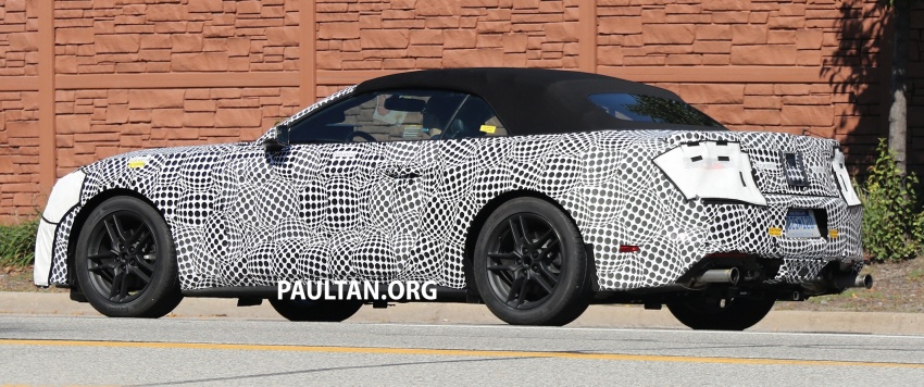 SPIED: 2018 Ford Mustang Convertible facelift sighted 561280