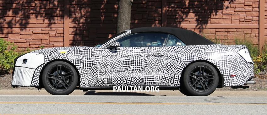 SPIED: 2018 Ford Mustang Convertible facelift sighted 561276