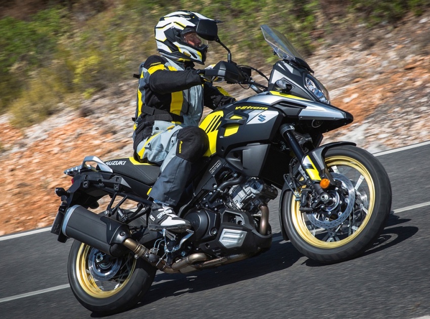 2017 Suzuki V-Strom range gets updates for new year – now with 5-axis IMU, 650 Euro 4 compliant, new EFI 561445