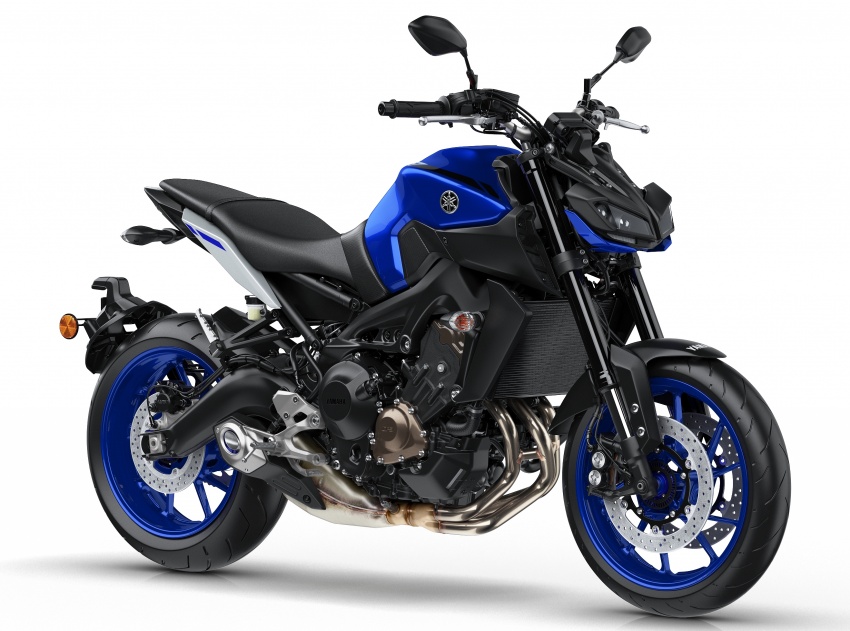 2017 Yamaha MT-09 updated for the new year – now with LED lights, quickshifter and upgraded suspension 559422