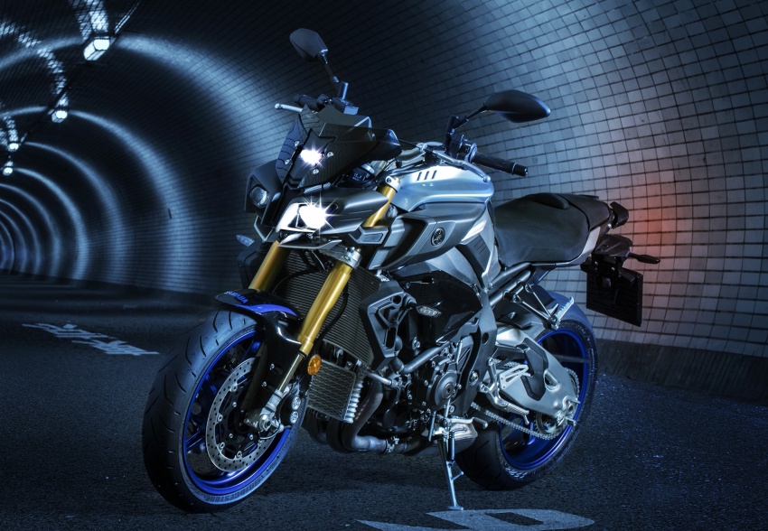 2017 Yamaha MT-10 updated with quickshifter, MT-10 SP gets YZF-R1M tech, Ohlins electronic suspension 559924