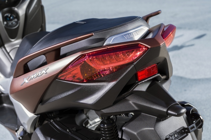 Yamaha X-Max 300 2017 dilancar di Eropah – 27.6 hp 565854