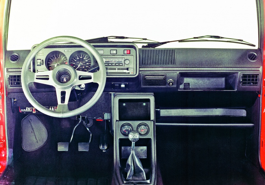VIDEO: Volkswagen Golf through the years, 1974 Mk1 564463