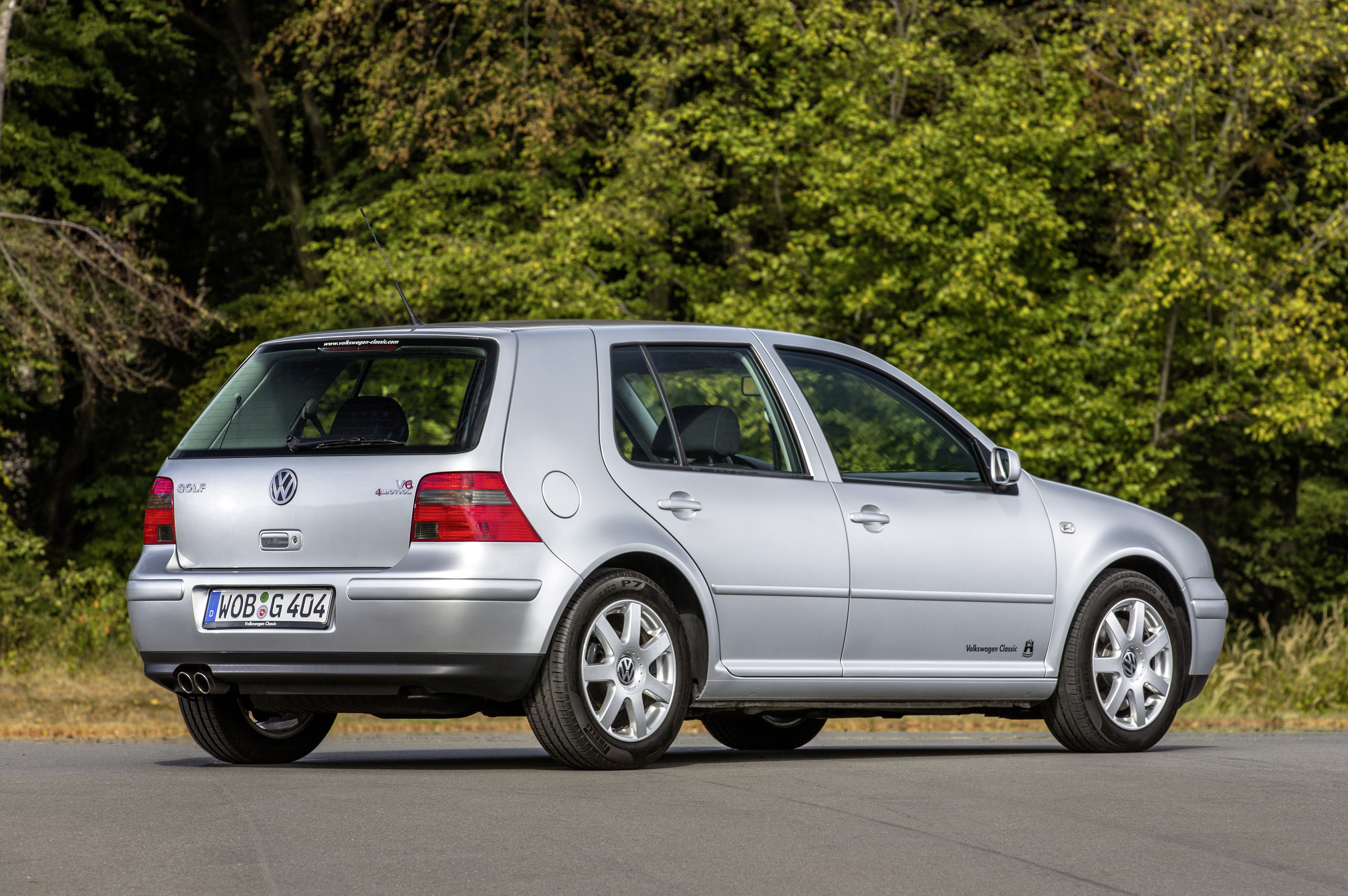Volkswagen motion. VW Golf 4. Фольксваген гольф 4 поколения. Фольксваген гольф мк4. Фольксваген гольф 4 хэтчбек.