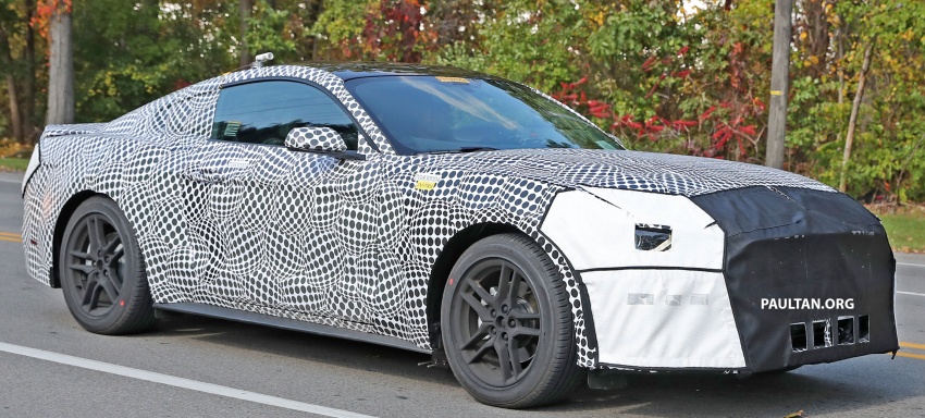 SPYSHOTS: Ford Mustang coupe facelift spotted 571501