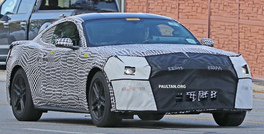 SPYSHOTS: Ford Mustang coupe facelift spotted 571506