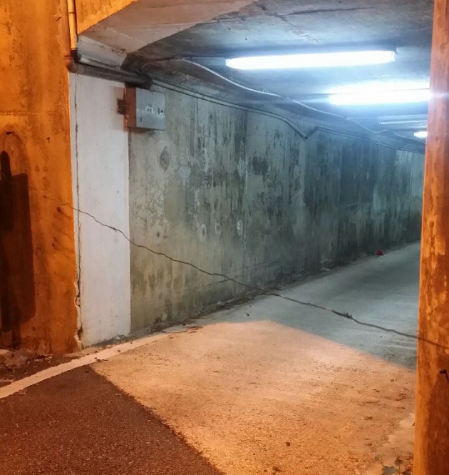 kesas-highway-bike-lane-wire
