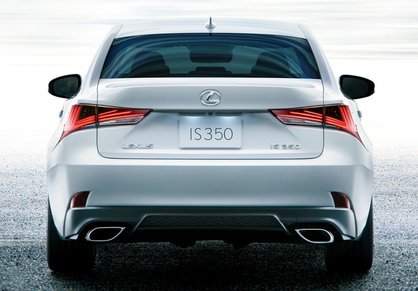 Lexus IS facelift – minor change goes on sale in Japan 566463