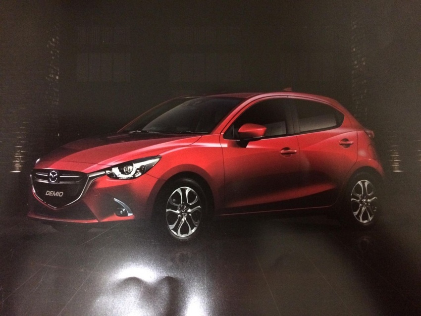 Mazda 2 dikemaskini muncul dalam risalah di Jepun 562158