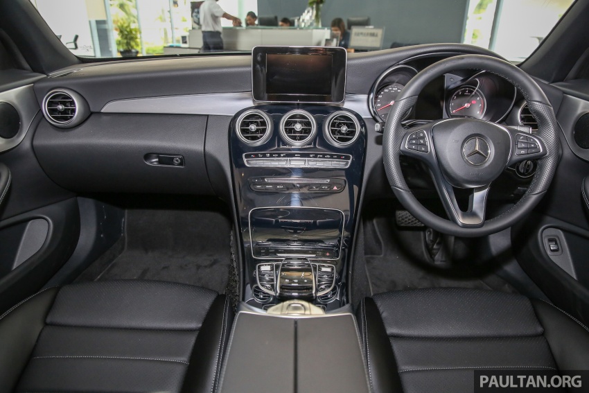 GALLERY: Mercedes-Benz C200 Cabriolet up close 567937