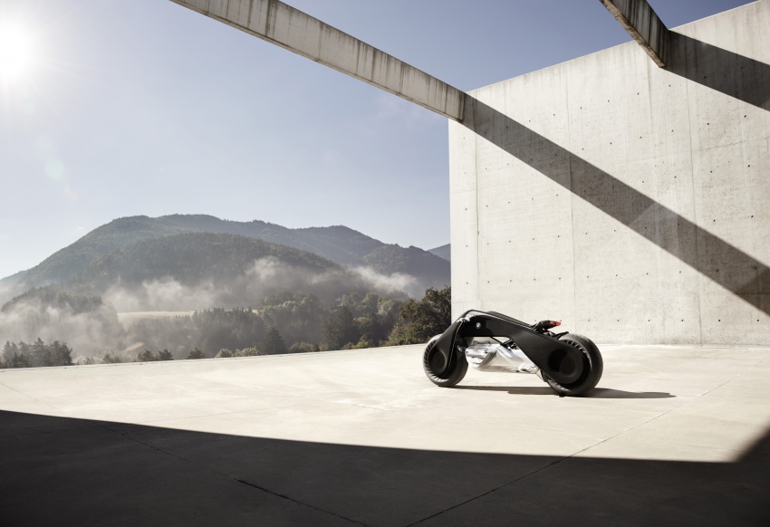 BMW Motorrad Vision Next 100 – the future of motorcycles is nothing like you ever dreamed 562298