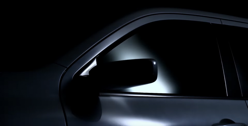 Mercedes-Benz pick-up concept teased, debuts Oct 25 567569