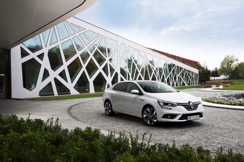Renault Megane Sedan – global model for 30 countries 560112