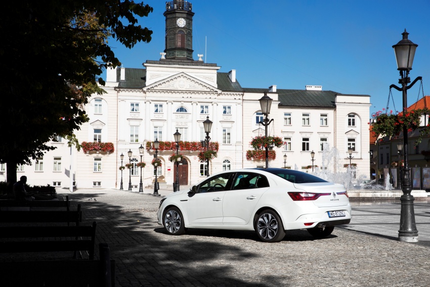 Renault Megane Sedan – global model for 30 countries 560120