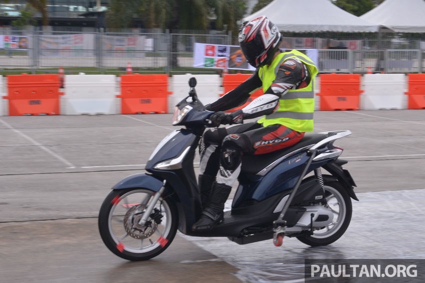 Bosch demos motorcycle ABS at Global NCAP Sepang 585797