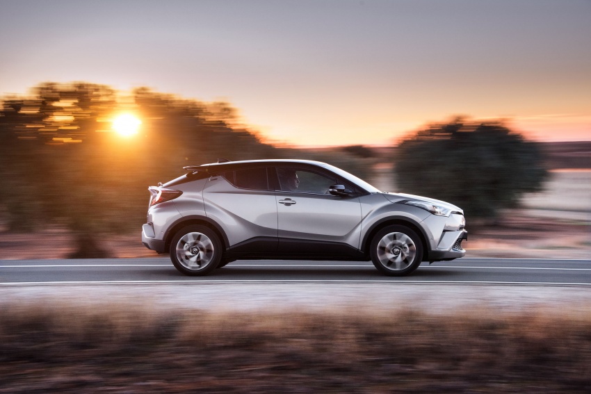 GALERI: Toyota C-HR – gambar perincian tambahan 578940