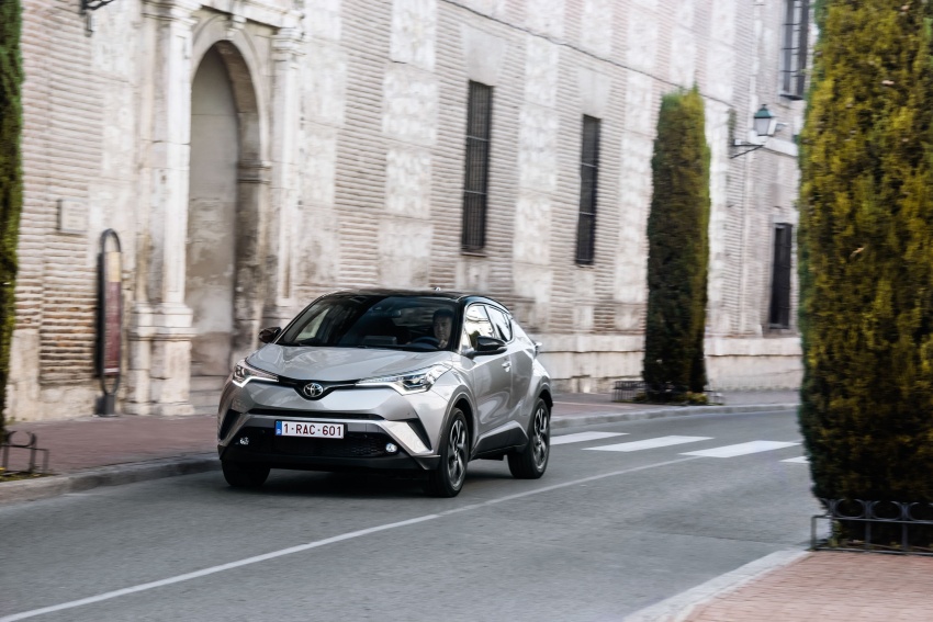 GALERI: Toyota C-HR – gambar perincian tambahan 578941