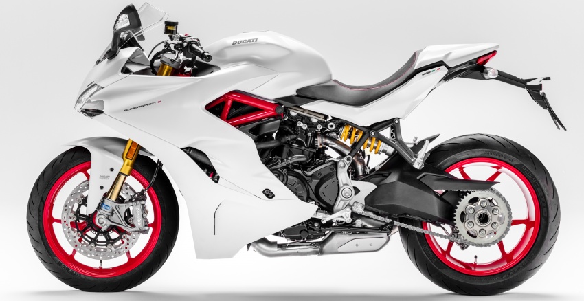 2017 Ducati Supersport voted best of show at EICMA 579760