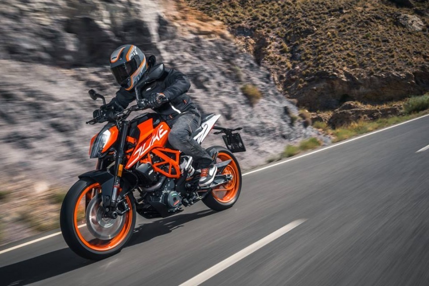 2017 KTM Dukes launched – new 790, 390 and 125 575875