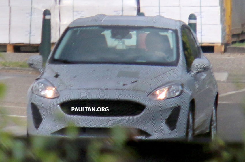 SPIED: Next-generation Ford Fiesta with less disguise 574983