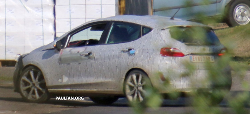 SPIED: Next-generation Ford Fiesta with less disguise 574986