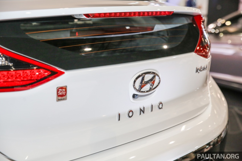 Hyundai Ioniq hibrid dipertonton secara rasmi di Malaysia; mod elektrik mampu capai 120 km/j 576636