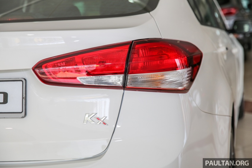 Kia Cerato facelift now in showrooms – KX, 1.6L, 2.0L 572795