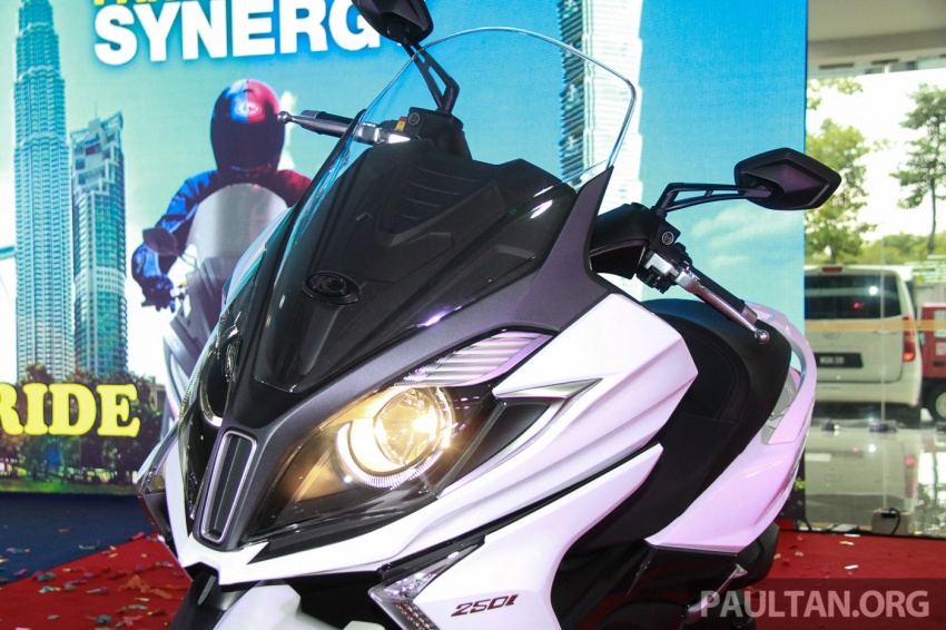 2017 Modenas Karisma 125, Elegan 250 and Kymco Downtown 250i scooters launched – from RM5,278 584901