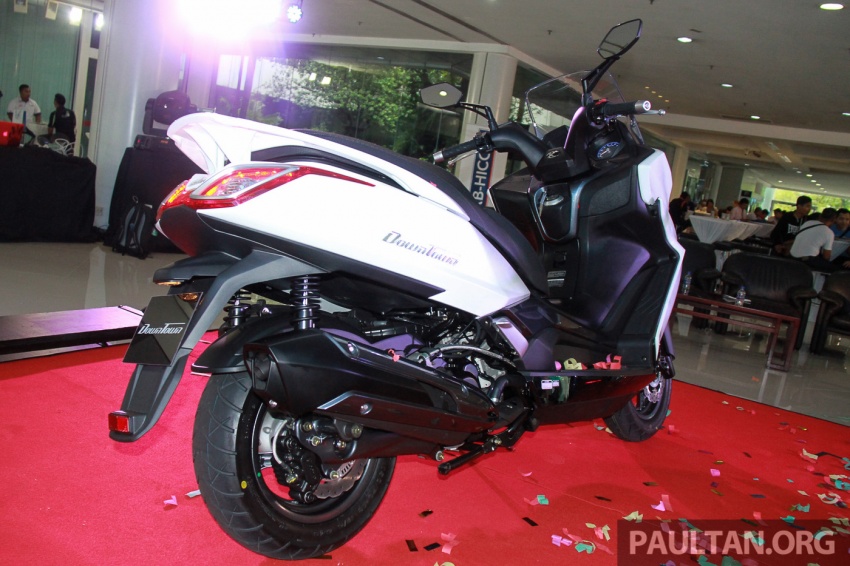 2017 Modenas Karisma 125, Elegan 250 and Kymco Downtown 250i scooters launched – from RM5,278 584910