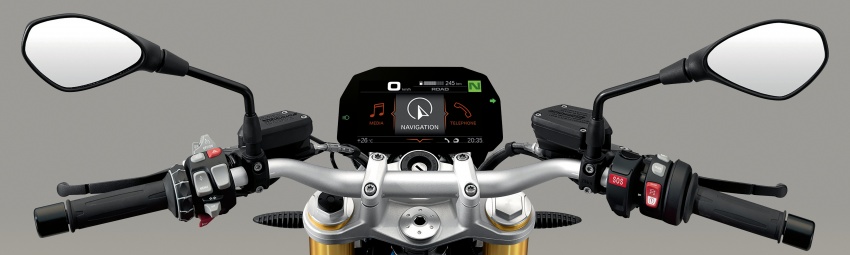 BMW Motorrad Concept ConnectedRide – improving motorcycle rider communication, comfort and safety 575526