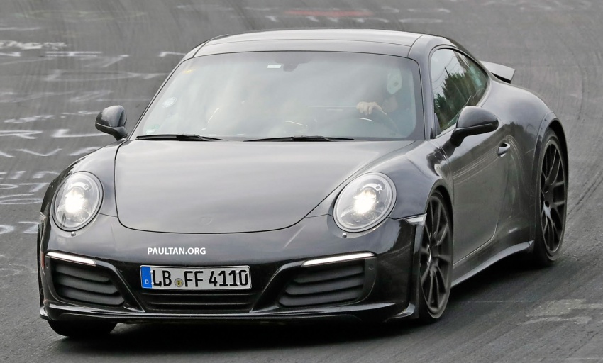 SPIED: Next-gen Porsche 911 seen in 991 clothes 576540