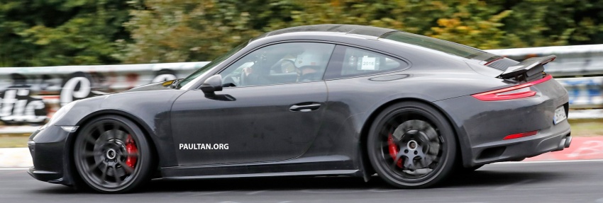 SPIED: Next-gen Porsche 911 seen in 991 clothes 576550