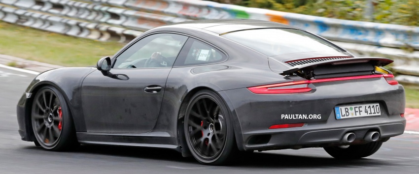 SPIED: Next-gen Porsche 911 seen in 991 clothes 576552