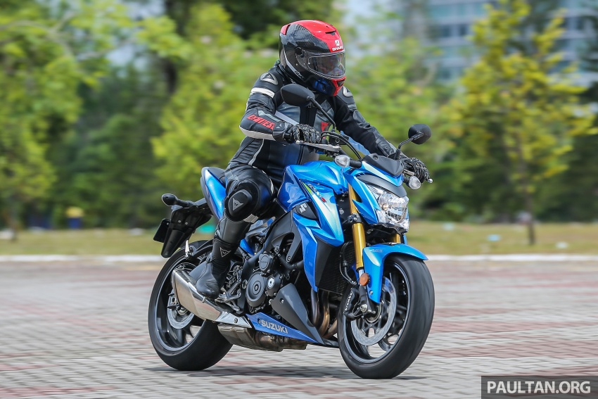REVIEW: 2016 Suzuki GSX-S1000 – riding the UJM 579171